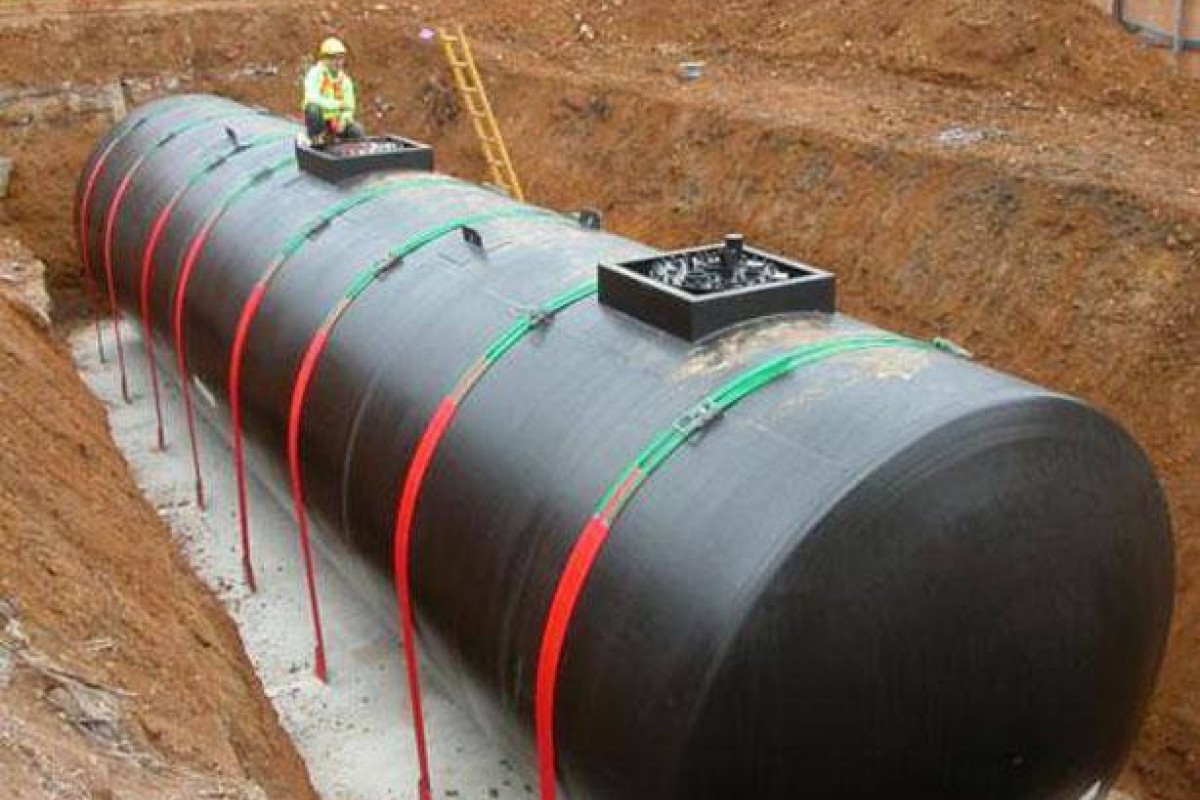 <p>خزانات وقود ، تصنيع خزانات الوقود المدفونة تحت الأرض بمواصفات عالمية ومطابقة لاشتراطات الدفاع المدني، يوجد ضمان على التصنيع </p>