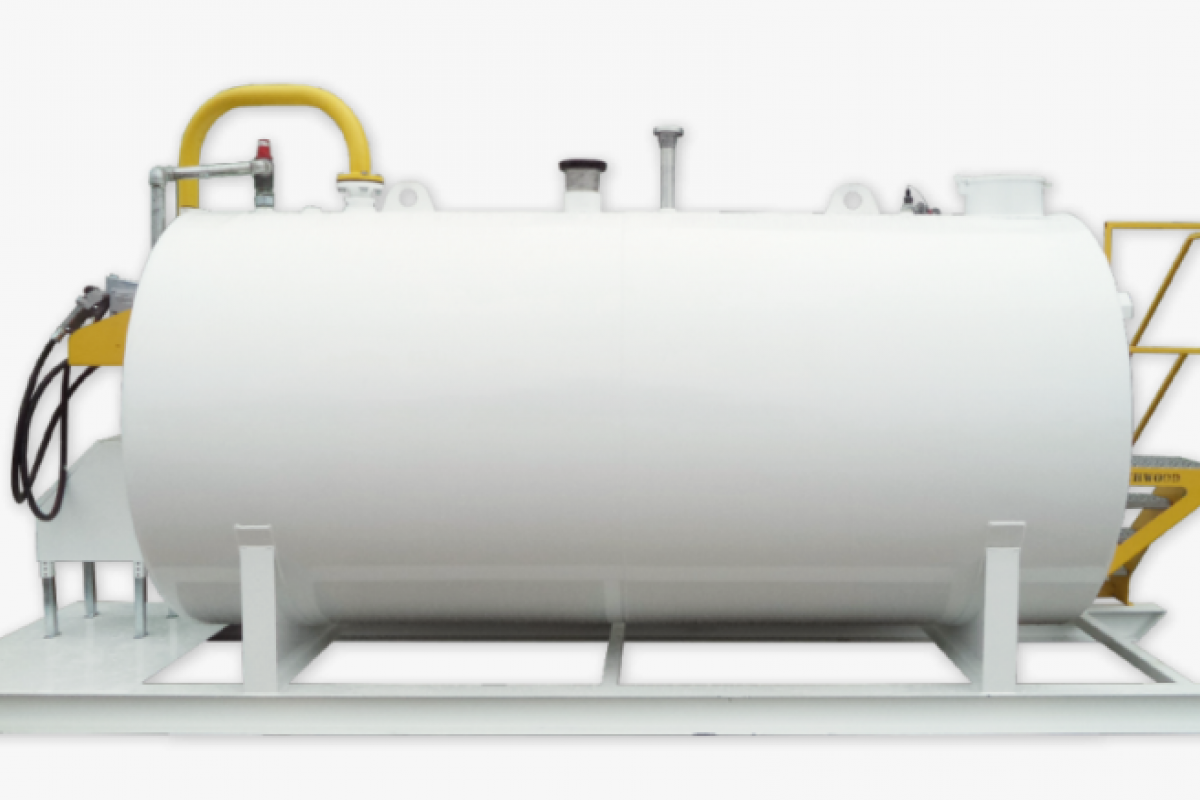 <article>

	<p>خزانات وقود ، تصنيع خزانات الوقود فوق الارض بمواصفات عالمية مطابقة لشروط الدفاع المدني ، نعطي ضمان على منتجنا.</p>
</article>